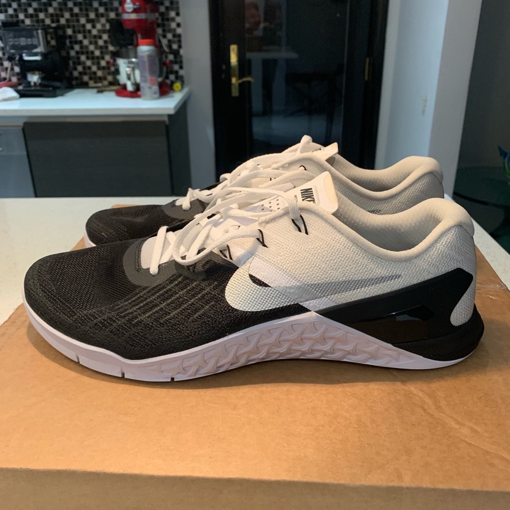 Nike Metcon 3 White Black Silver Size 14